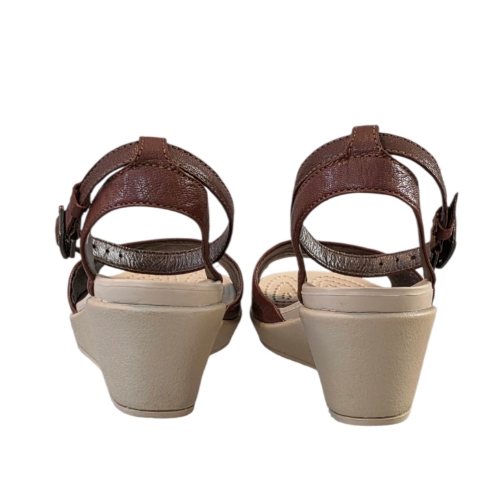 Crocs Leigh Ann Brown Leather Ankle Strap Wedge Sandal Size 6W - Picture 4 of 8